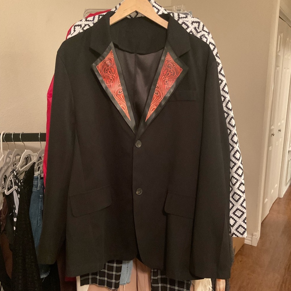 Men’s Dress Jacket w/ tooled Leather look Accent NWOT XL